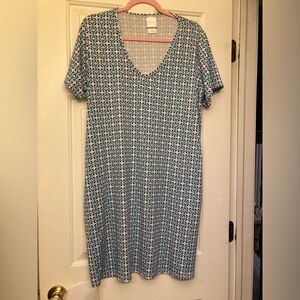 Stella Parker Collection,size XL,cute and comfy, bright print,dress with pockets